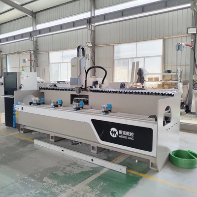 3+1 Asse Centro di lavorazione CNC per profili di alluminio per la fabbricazione di pareti a tenda