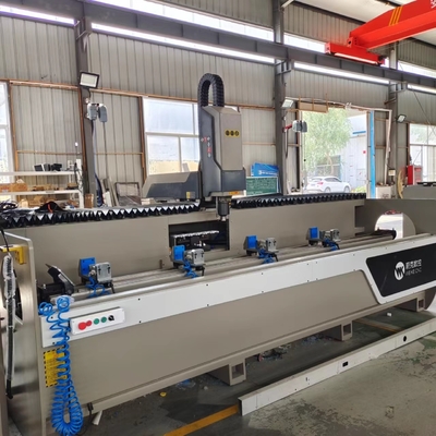 Macchine CNC per finestre e porte in alluminio