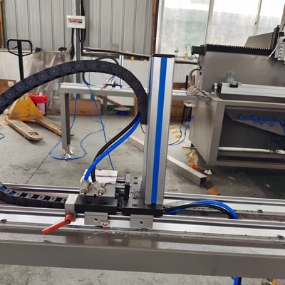 Macchina per la perforazione a controllo CNC a 3 assi con profilo in lega da 800 mm