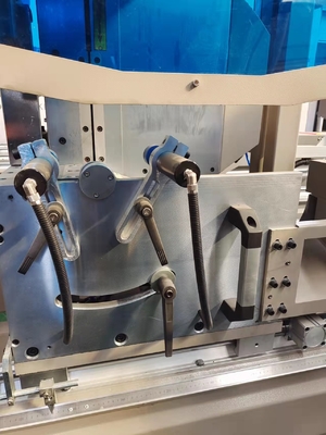 Display digitale Seghe da taglio a doppia testa Con lama da segatura di 550 mm di diametro che taglia 45 e 90 gradi