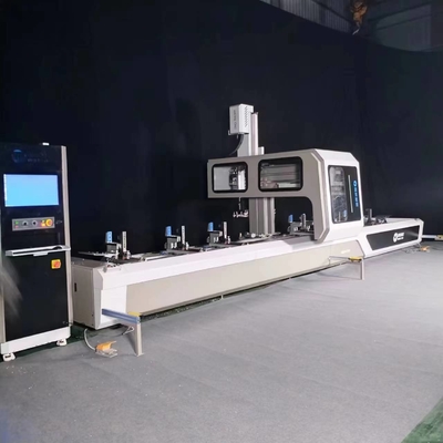 Centrale di lavorazione CNC ad alta efficienza per la perforazione a 4 assi per la lavorazione di profili di alluminio