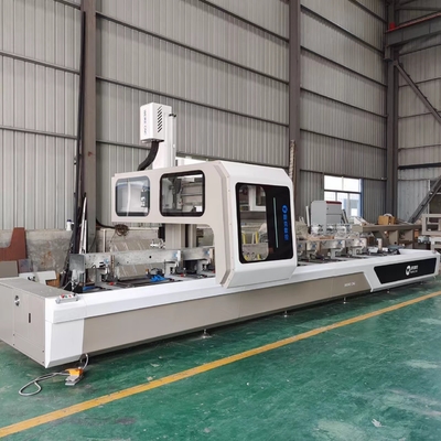 Centri di lavorazione CNC a 4 assi Macchine in alluminio per profili e facciate in alluminio