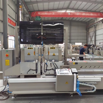Macchina per la realizzazione di finestre Macchina per il taglio CNC Tela a doppia testa Mitra per profilo di alluminio Con certificato CE