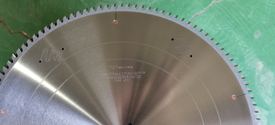 500 mm 550 mm 600 mm Macchine per porte e finestre accessori Pcd lame da sega TCT Taglio
