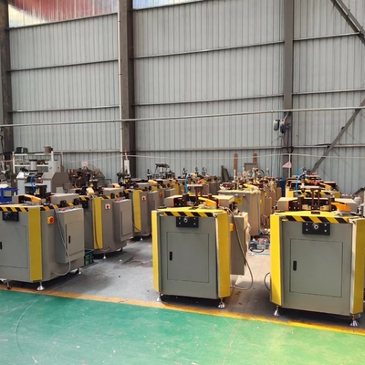 160mm Heavy Duty Hydraulic Corner Crimping Machine Macchina per la fabbricazione di porte e finestre in alluminio