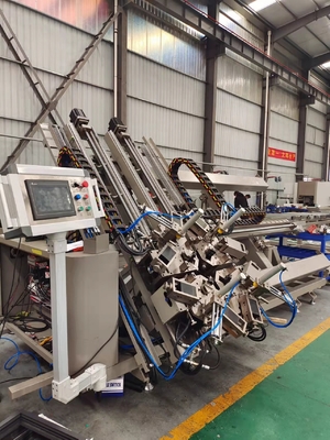 Macchina per il crimping degli angoli di profilo in alluminio CNC a 4 teste per porte e finestre professionali di grandi dimensioni