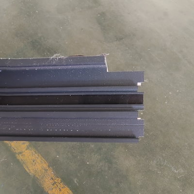 Macchina di fresatura CNC ad alta efficienza per finestre in alluminio
