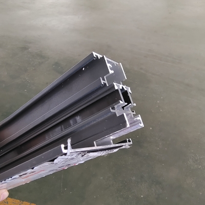 Macchine per la fresatura a 7 assi di fine CNC Macchine per la lavorazione delle porte e delle finestre in alluminio Macchine per la fresatura dei profili in alluminio
