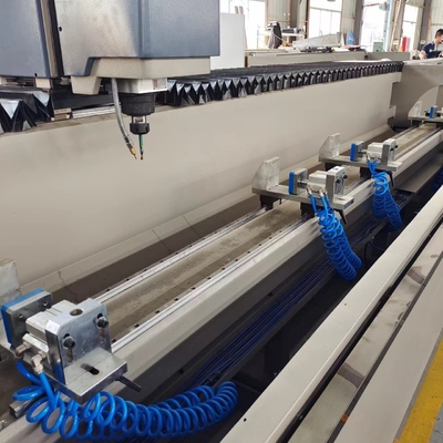 Macchina per la produzione di copie CNC 3200mm 3000mm Router porta finestra in alluminio