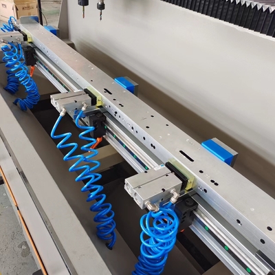 Personalizzabile 3.5KW * 2 Spindle Power CNC Perforazione fresatura macchina per porta vetrina in alluminio e minimalista arredamento