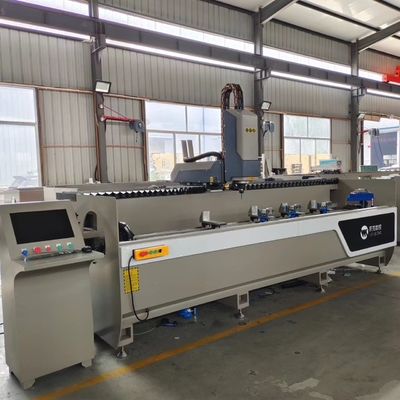Macchine CNC per foratura e fresatura di fori in alluminio