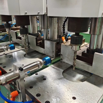 Copia di alluminio Router High Efficiency Multi-Head Combination Automatic Drilling Machine