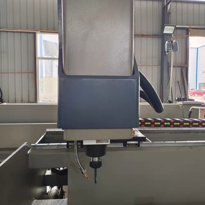 Cina Fabbrica di fornitura di alluminio 3Assi CNC Centrale di lavorazione CNC Perforazione fresatura macchine