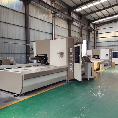 Centrale di seghe di taglio in alluminio per la fabbricazione di porte a finestre Centrale di macchine a finestre automatiche CNC