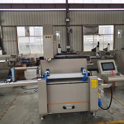 Macchine per la fresatura di perforazione CNC ad alta precisione per profilo di alluminio