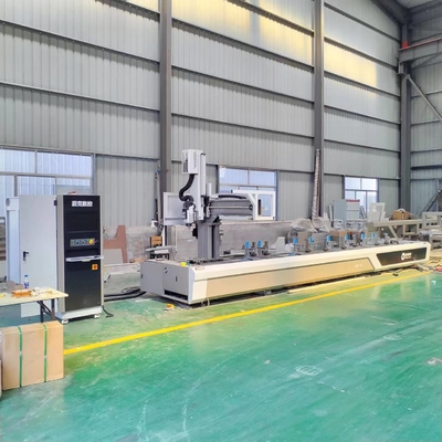 Macchina di taglio dell'alluminio CNC per la trivellazione a 4 assi, fresatura e taglio per pareti e porte delle finestre