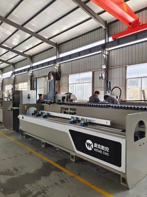Centro di lavorazione CNC 380V/50HZ con lunghezza di lavorazione di 3,2 m in vendita