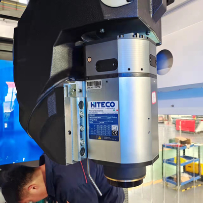 Macchine CNC a 5 assi per il taglio dell'alluminio, per la perforazione, per la fresatura e per la lavorazione del tappeto