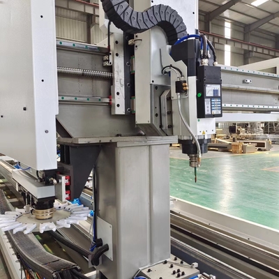 Centro di lavoro in alluminio per lavorazione CNC a 4 assi