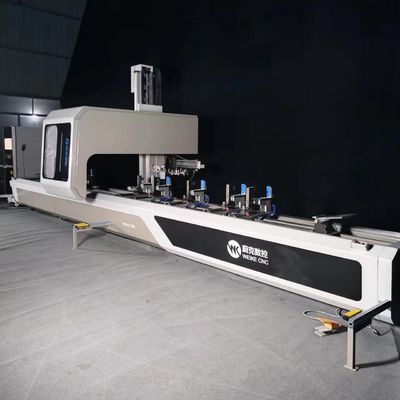 Centrale di lavorazione CNC a profilo di alluminio con 4 assi controllati