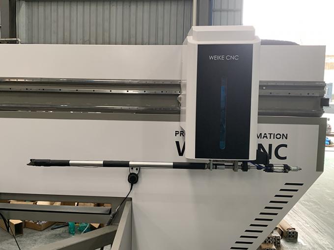 Centrale di fresatura per taglio e perforazione di profili di alluminio 3